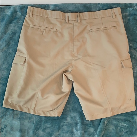 Greg Norman Shorts - Picture 2 of 3